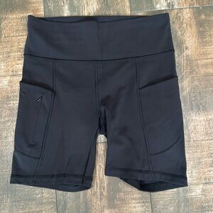 Athleta Great Condition Biker shorts. Hidden drawstring
